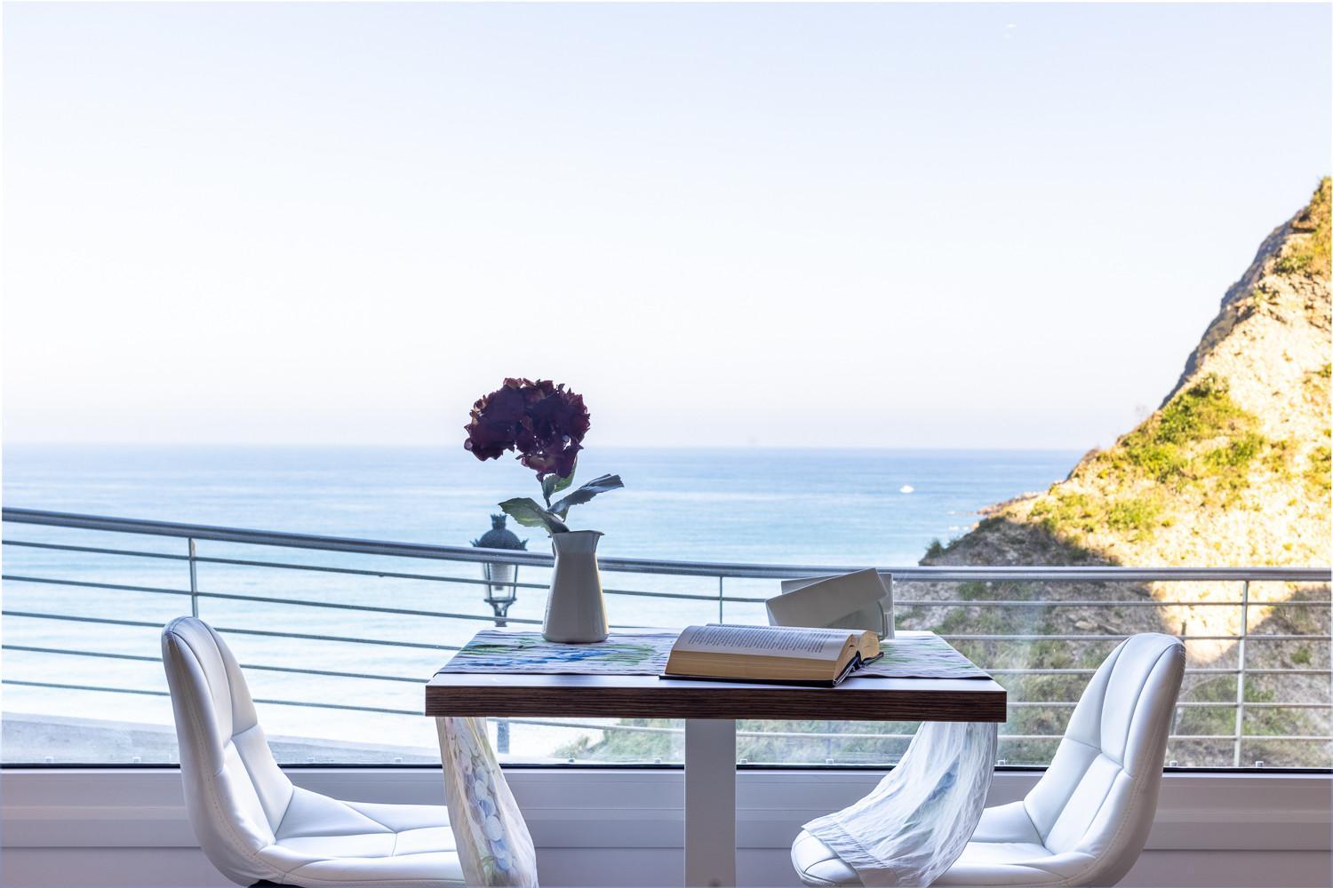Apartamentos Kresala - Vistas Al Mar เกตาเรีย ภายนอก รูปภาพ
