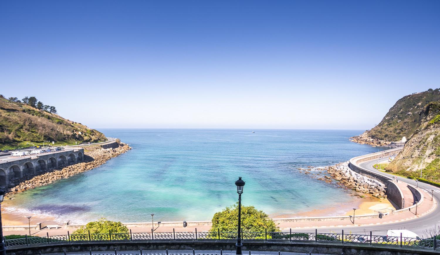 Apartamentos Kresala - Vistas Al Mar เกตาเรีย ภายนอก รูปภาพ